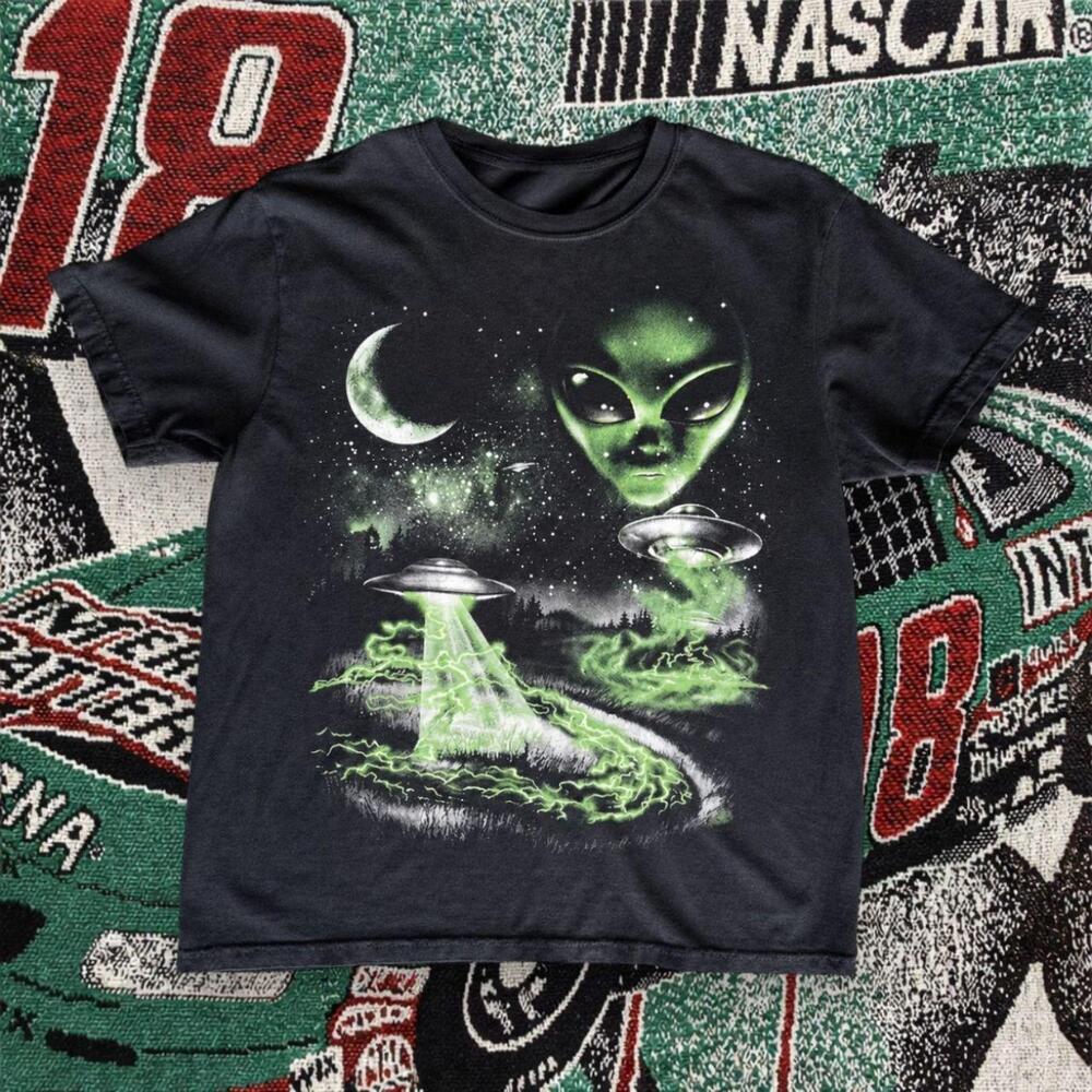 Alien Ufo Graphic Tee Black Unisex